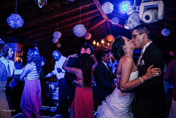 boda lore + leo
