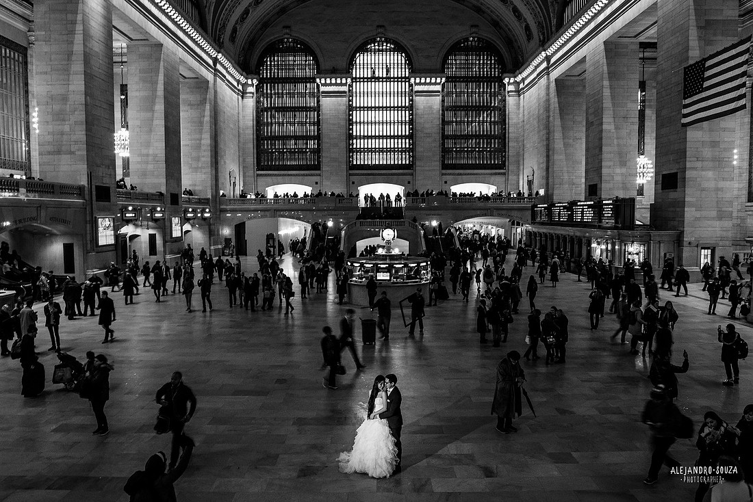 destination wedding photographer