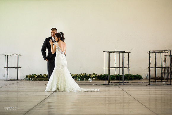 trash the dress