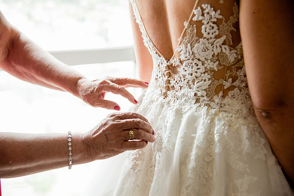 destination wedding photographer
