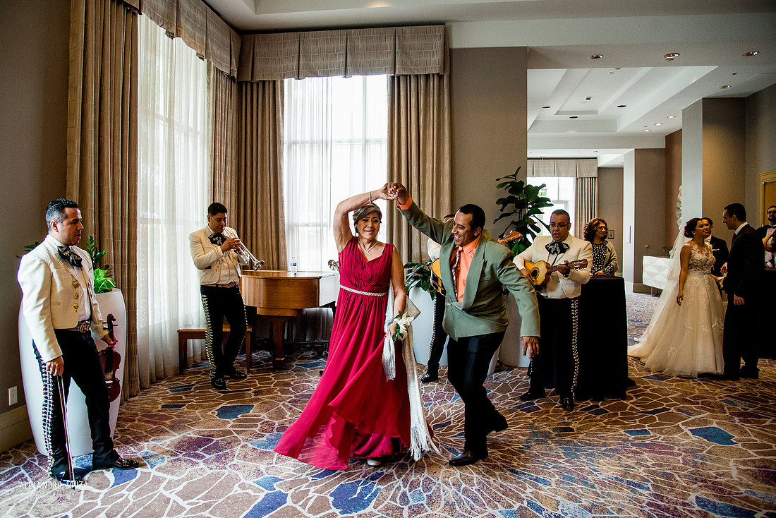 destination wedding photographer