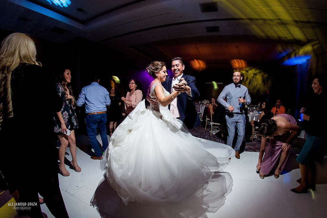 destination wedding photographer