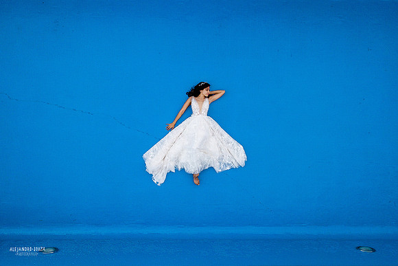 trash the dress