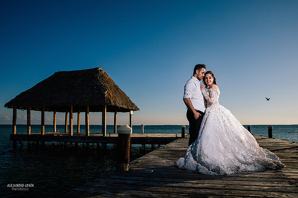 trash the dress holbox