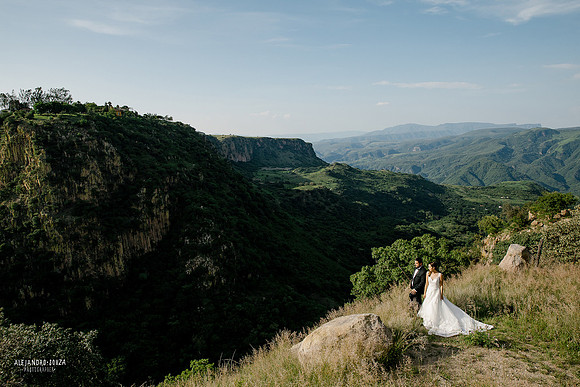 trash the dress