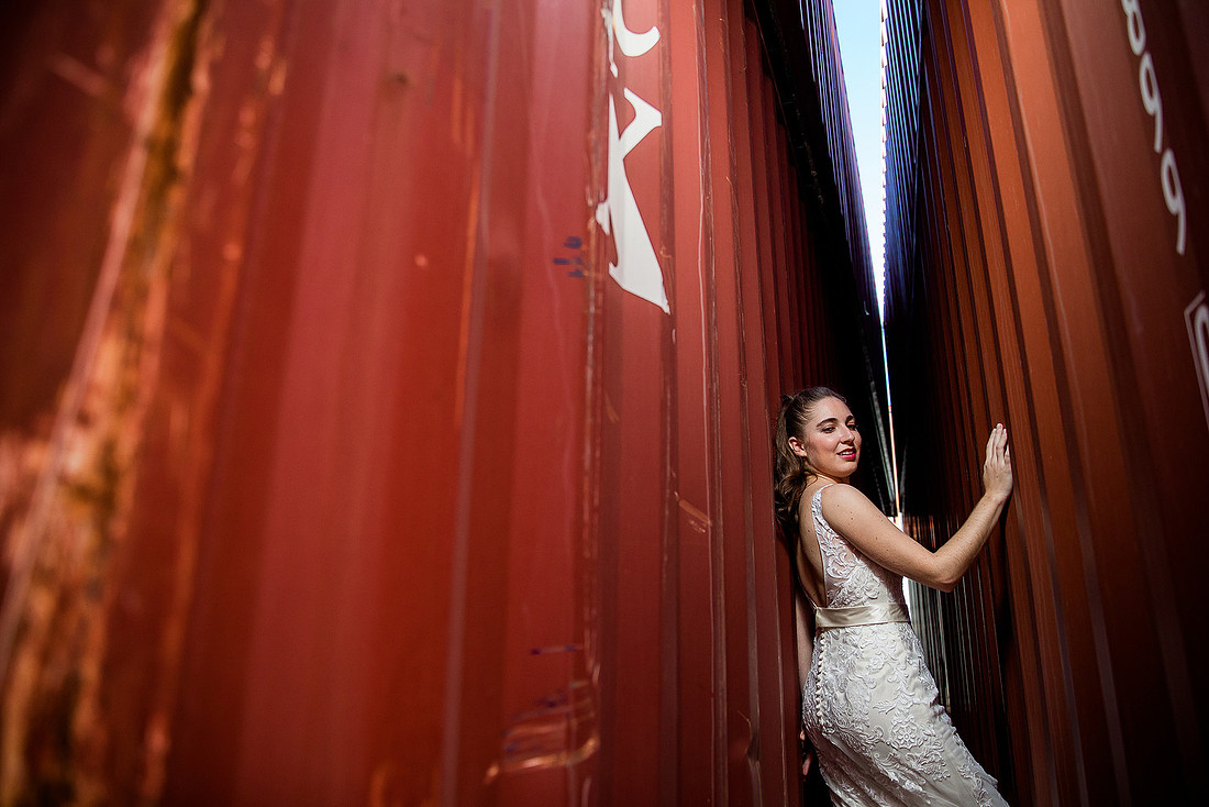 trash the dress en contenedores